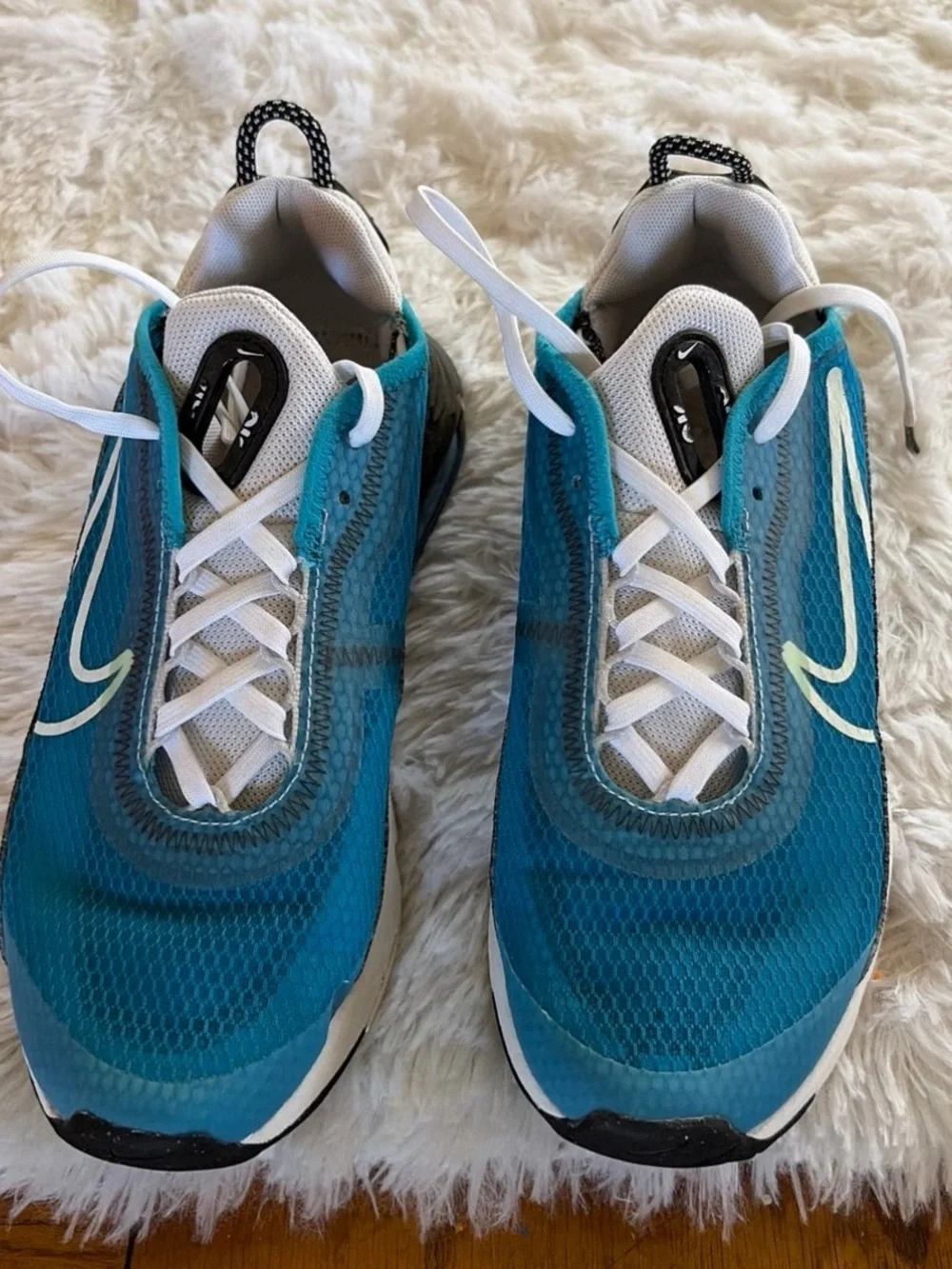 Nike Turquoise/Black/White Air Max Runner